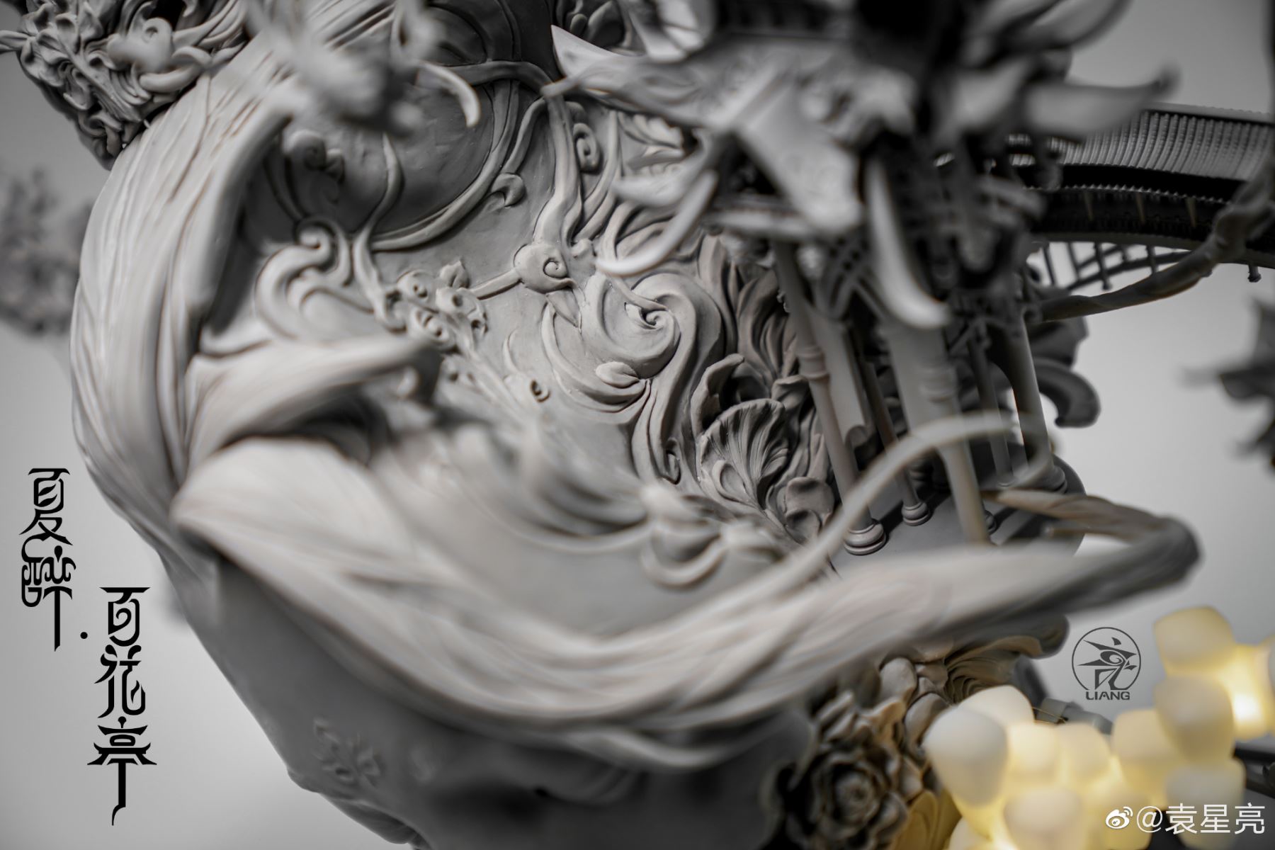 Summer Drunk Hundred Flowers Pavilion