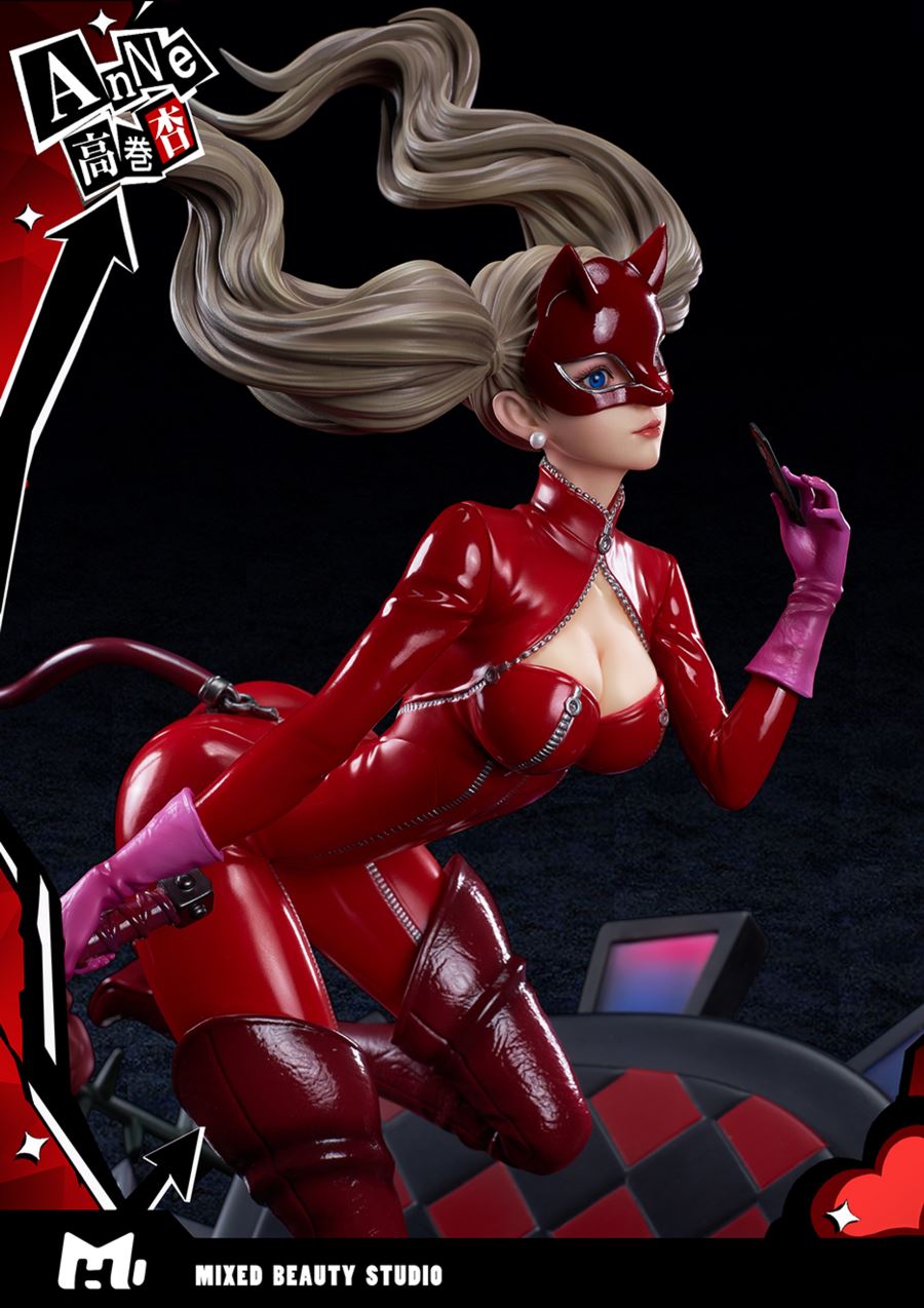 Anne Takamaki 1/4