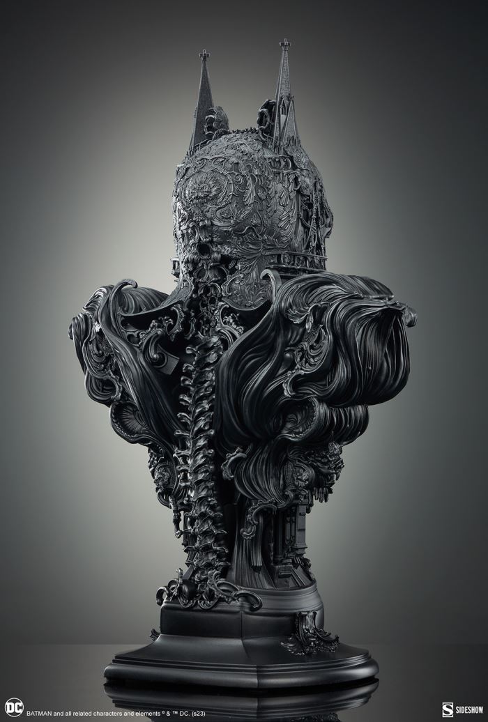 GOTHAM CITY'S SHADOW: BATMAN