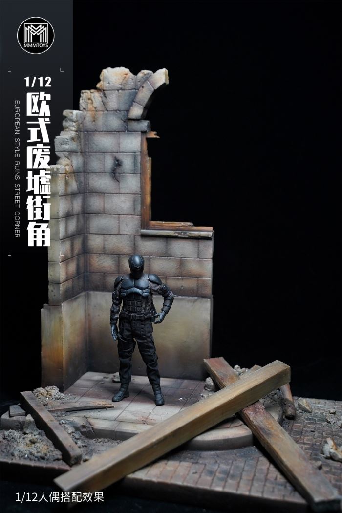 European Style Ruins Street Corner 1/12
