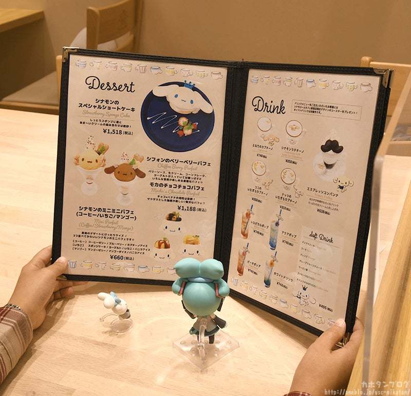 Nendoroid Hatsune Miku Cinnamoroll Collaboration Ver