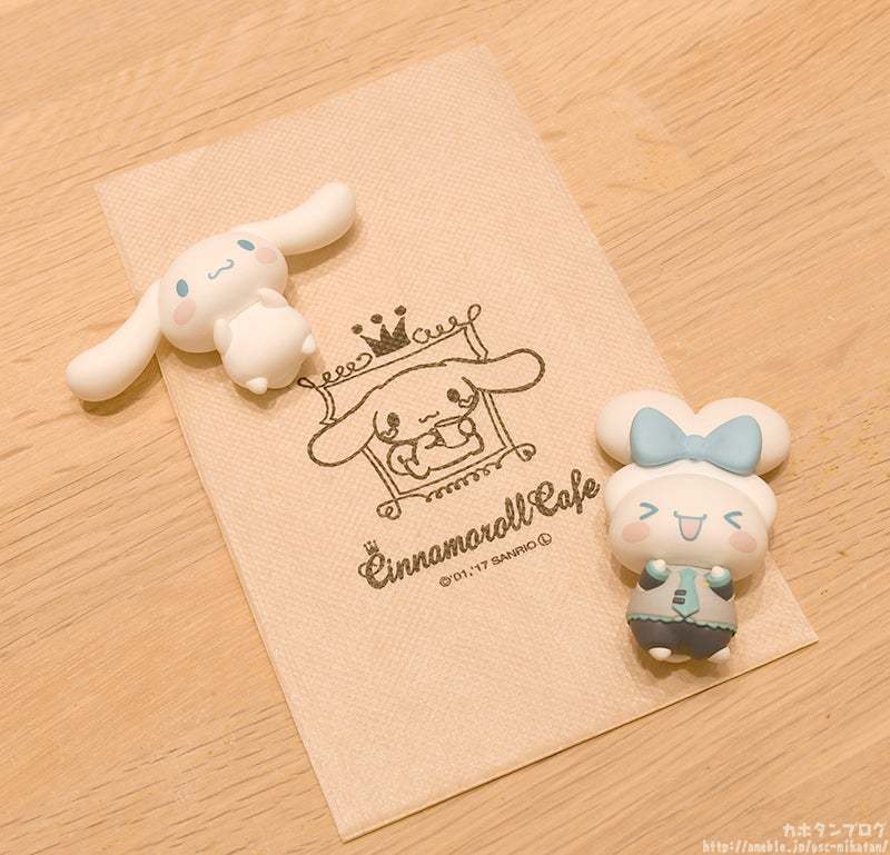 Nendoroid Hatsune Miku Cinnamoroll Collaboration Ver