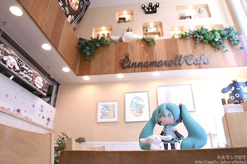 Nendoroid Hatsune Miku Cinnamoroll Collaboration Ver