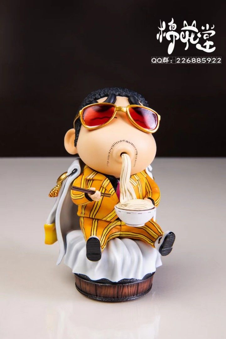 Shin-chan cos One Piece Three Generals