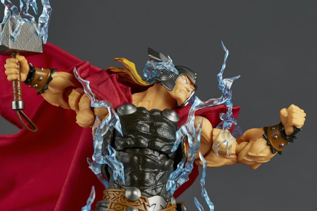 Revoltech Amazing Yamaguchi Thor
