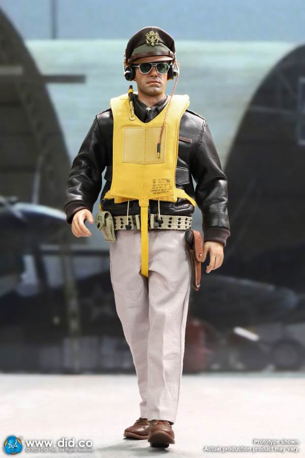 WWII U.S. Army Air Forces Pilot - Captain Rafe 1/6