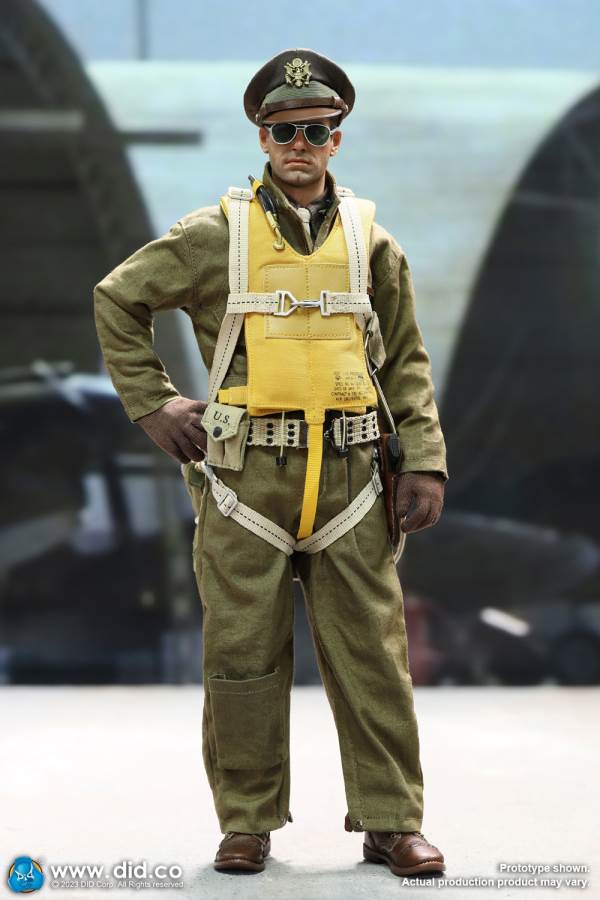 WWII U.S. Army Air Forces Pilot - Captain Rafe 1/6