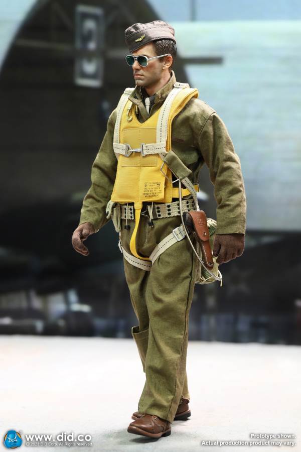 WWII U.S. Army Air Forces Pilot - Captain Rafe 1/6