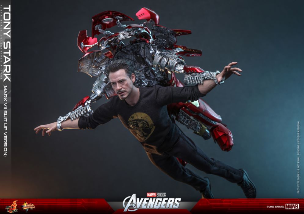 Tony Stark (Mark VII Suit up Version) - The Avengers 1/6