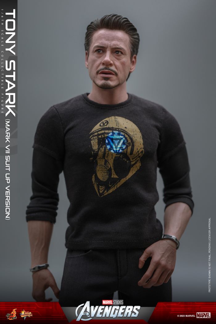 Tony Stark (Mark VII Suit up Version) - The Avengers 1/6