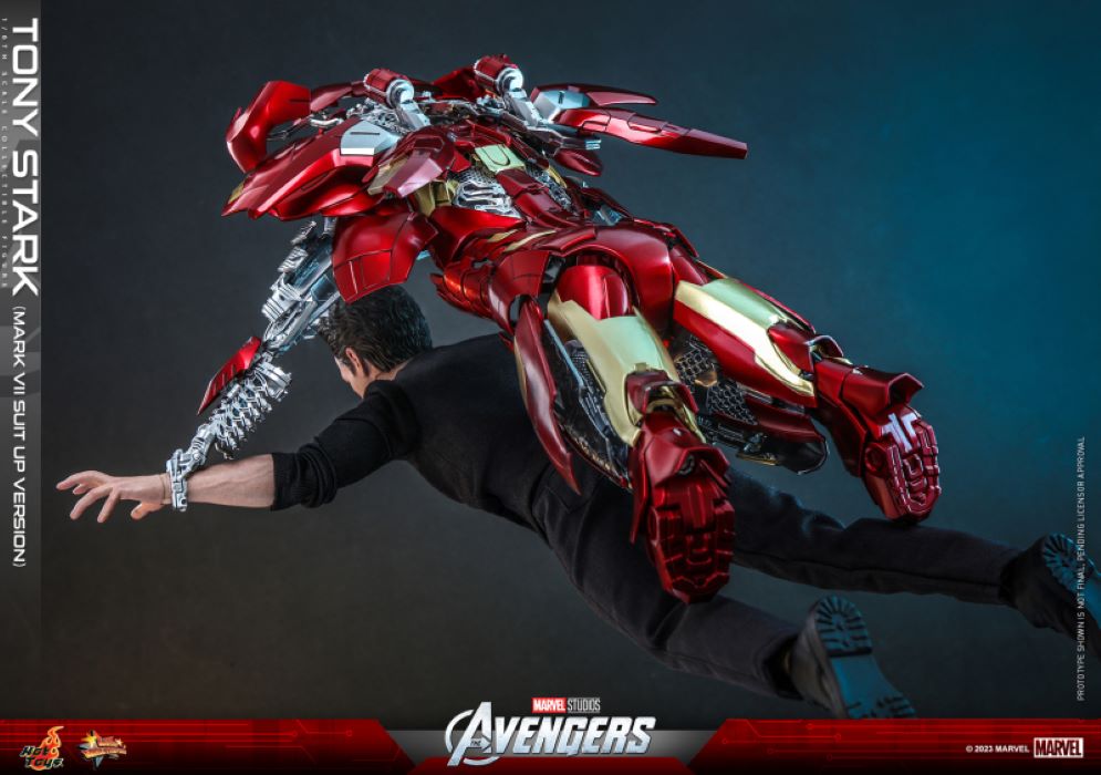 Tony Stark (Mark VII Suit up Version) - The Avengers 1/6