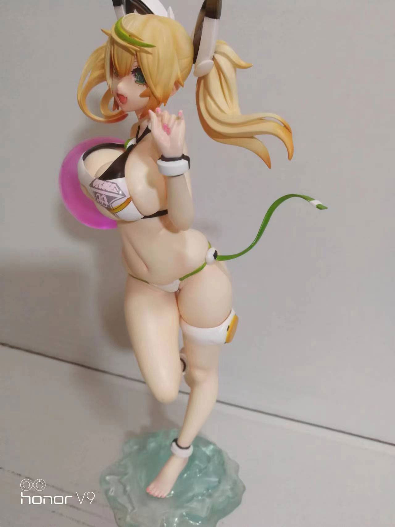 Swimsuit Ver. Gene - Phantasy Star Online 2