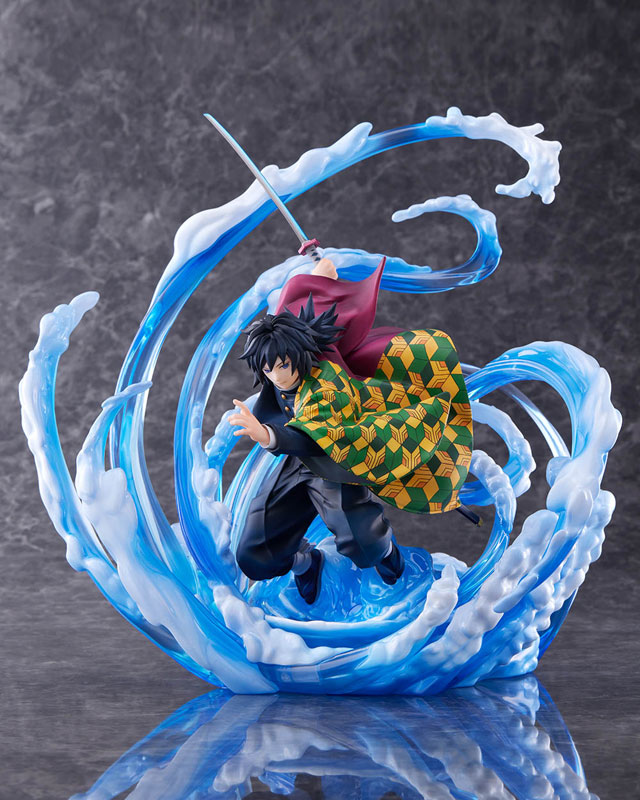 Demon Slayer: Kimetsu no Yaiba Giyu Tomioka DX Ver. 1/8