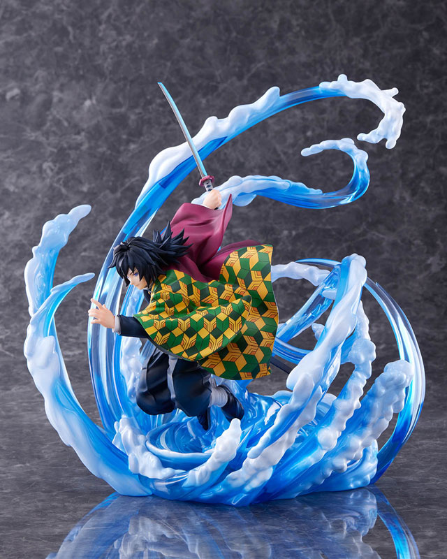 Demon Slayer: Kimetsu no Yaiba Giyu Tomioka DX Ver. 1/8