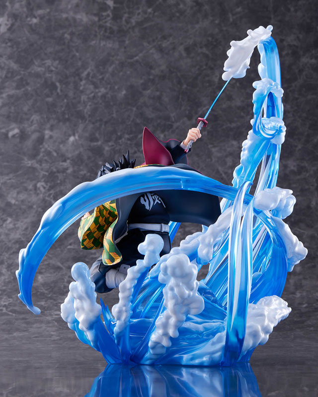Demon Slayer: Kimetsu no Yaiba Giyu Tomioka DX Ver. 1/8