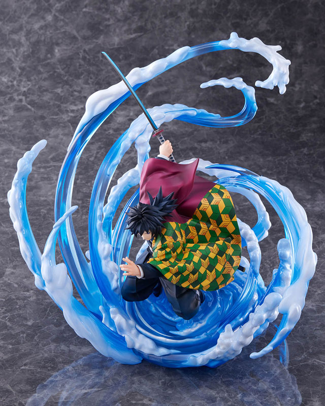 Demon Slayer: Kimetsu no Yaiba Giyu Tomioka DX Ver. 1/8