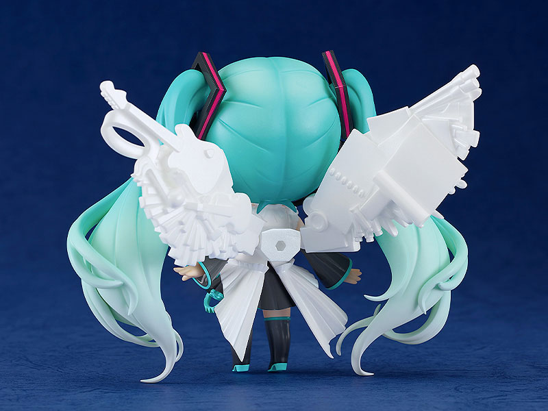 Nendoroid Character Vocal Series 01 Hatsune Miku Happy 16th Birthday Ver