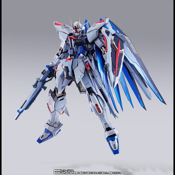 METAL BUILD Freedom Gundam CONCEPT 2 SNOW SPARKLE Ver