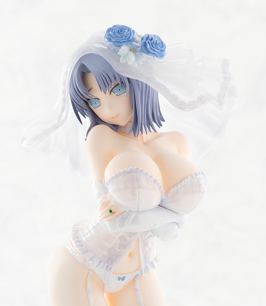 Yumi wedding lingerie ver