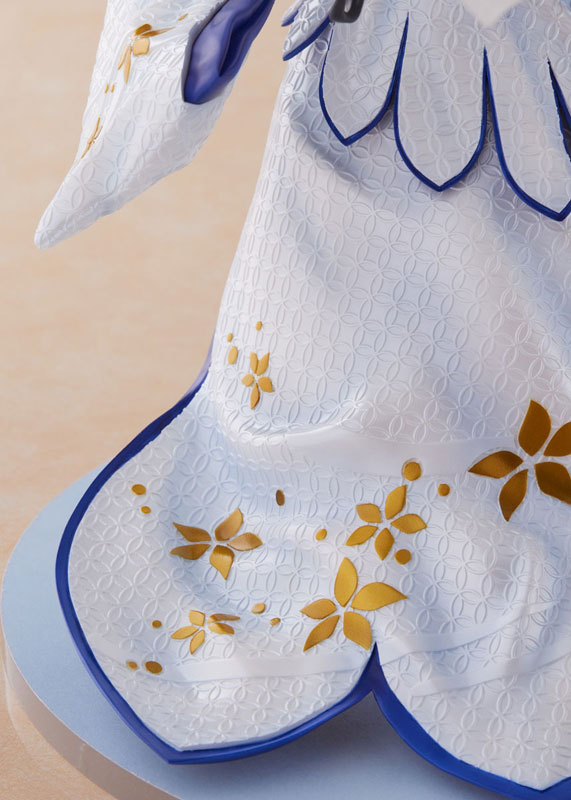 Is It Wrong to Try to Pick Up Girls in a Dungeon? IV Hestia -Shiromuku- 1/7