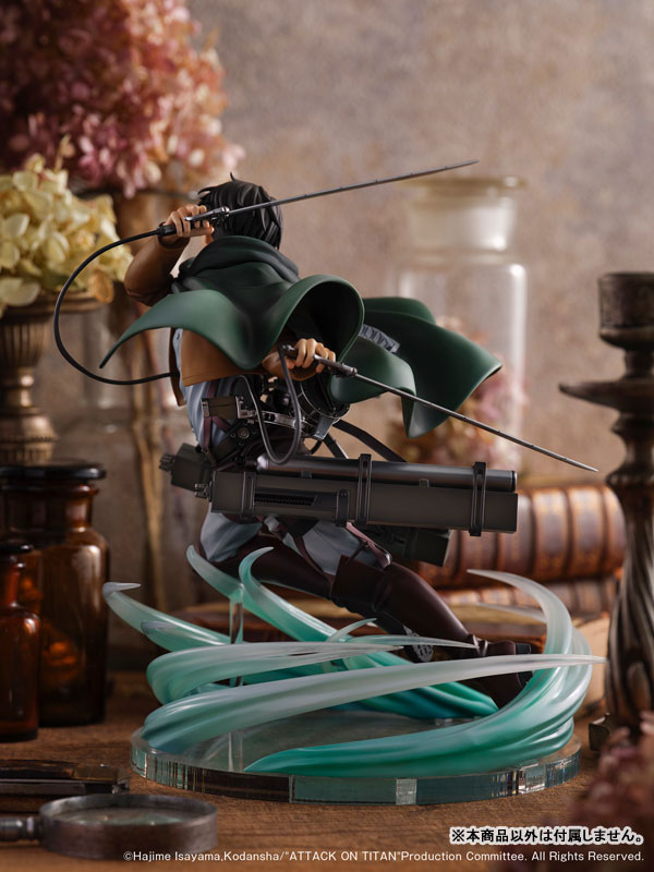 Attack on Titan Humanity's Strongest Soldier Levi 1/6