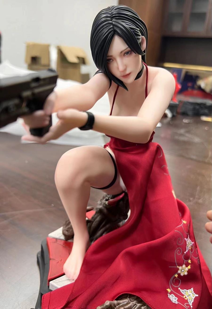 Ada wong 1/4