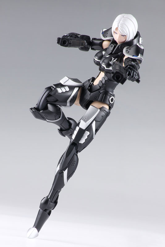 TITANOMACHIA Strato Hound 1/12