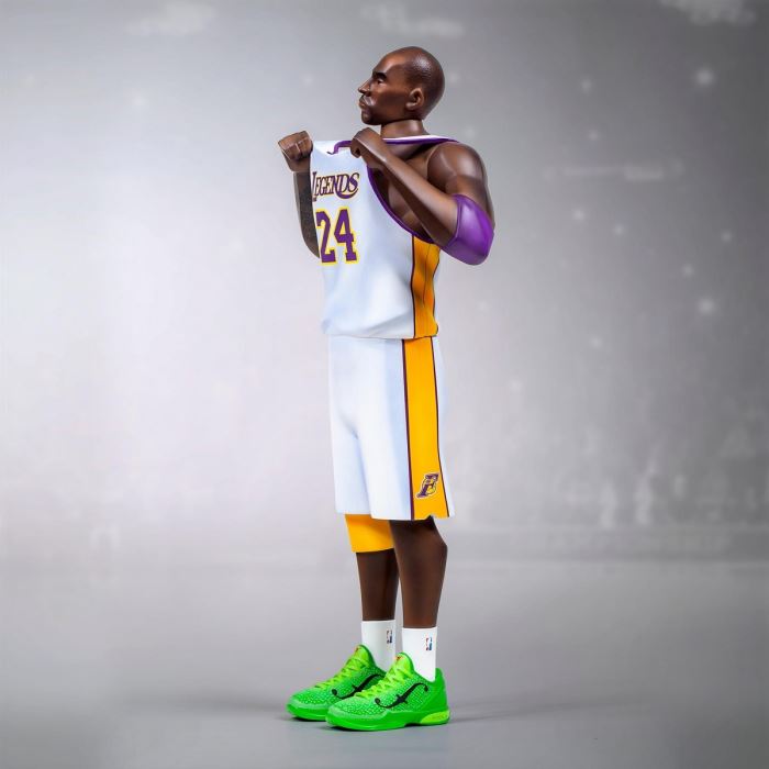 XL LEGEND // TWO FOUR (white) Legend 24 XL size