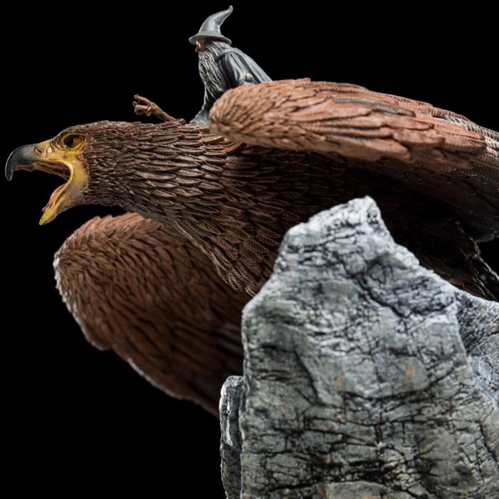 The Lord of the Rings Series - GANDALF ON GWAIHIR