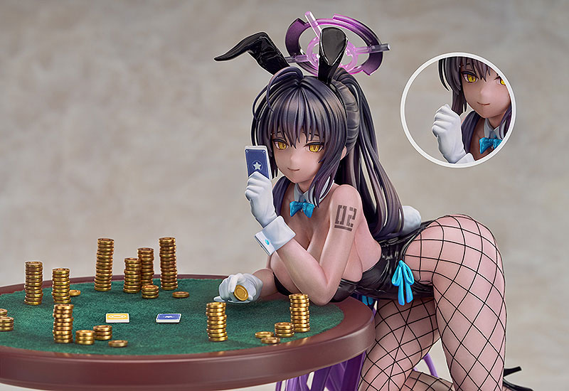 Blue Archive Karin Kakudate (Bunny Girl) Game Playing Ver. 1/7