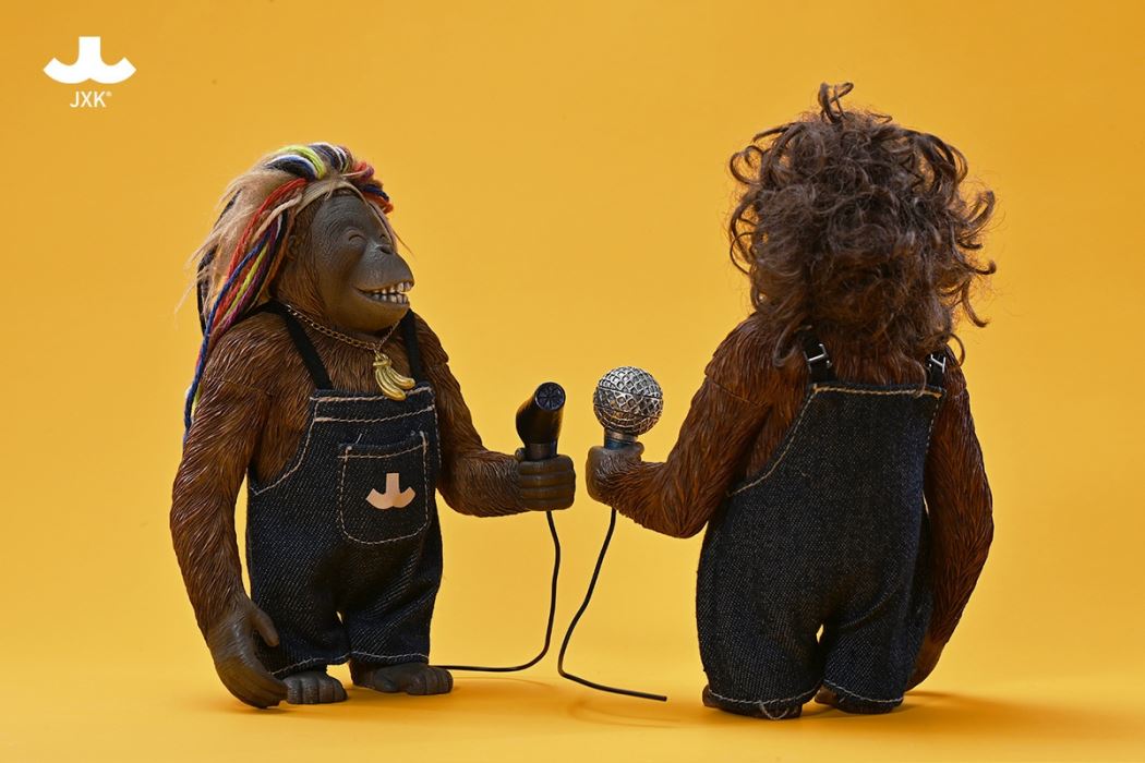 Borneo Orangutan 1/6