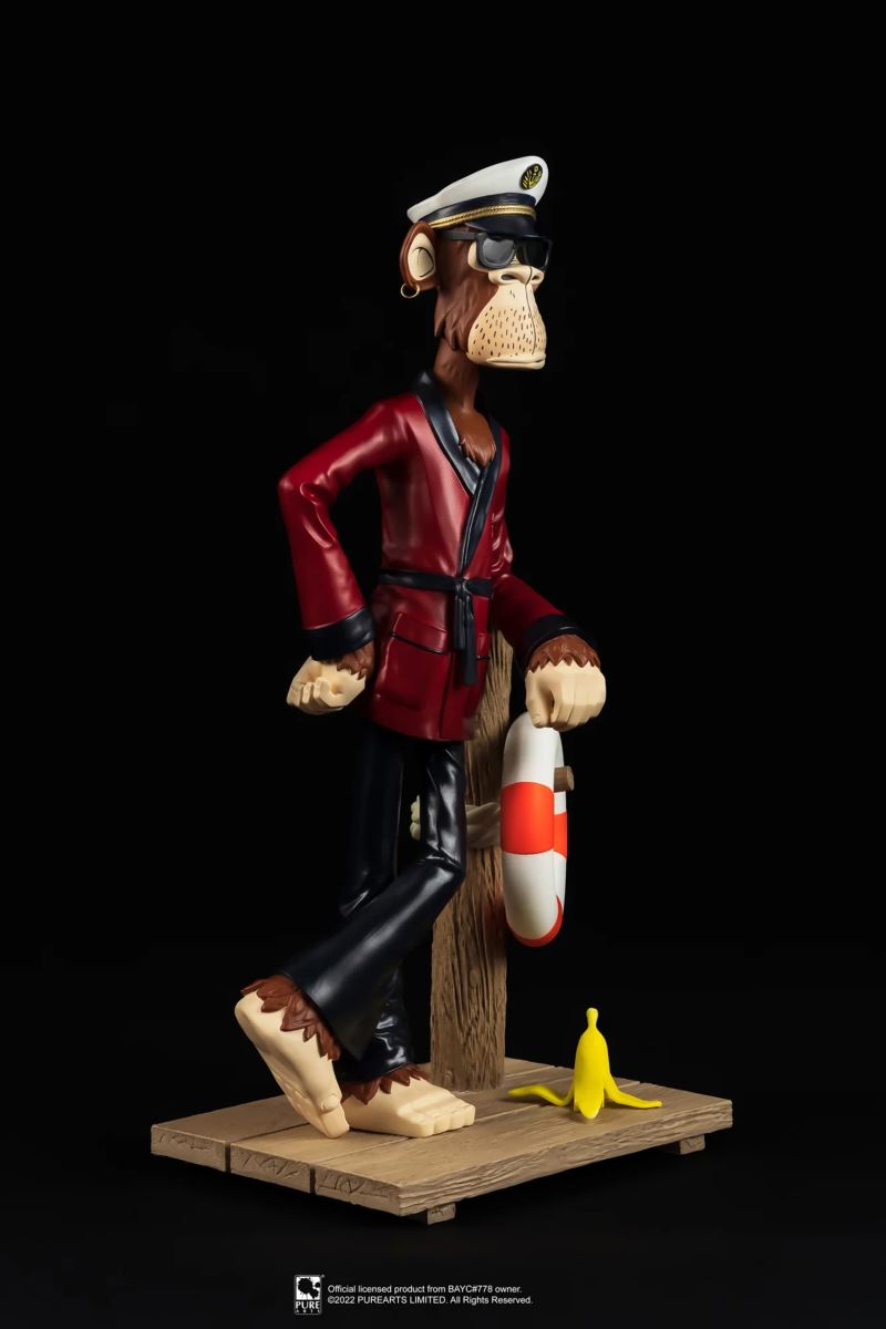 BORED CAPTAIN APE