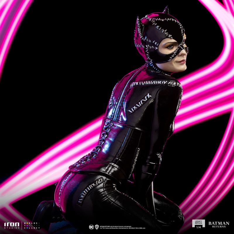 CATWOMAN 1/4