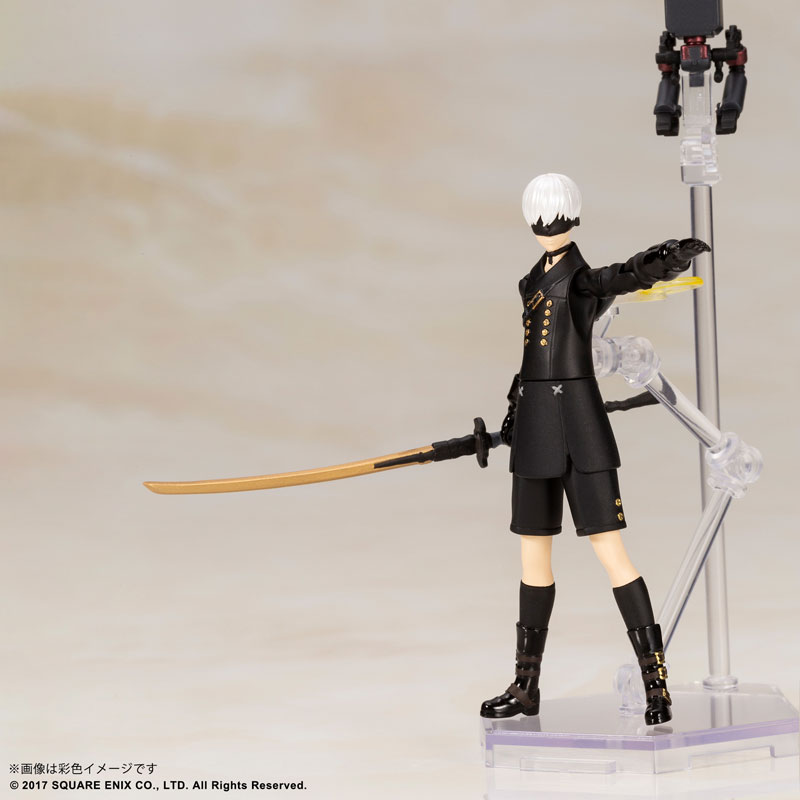 NieR:Automata Plastic Model Kit 2B & 9S