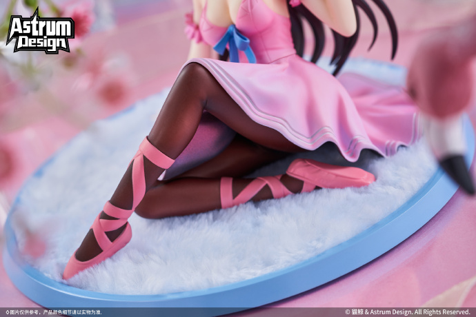 Flamingo Ballet Girl 1/7