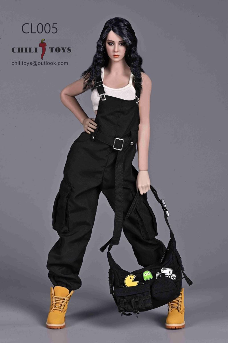 Female casual suit 1/6