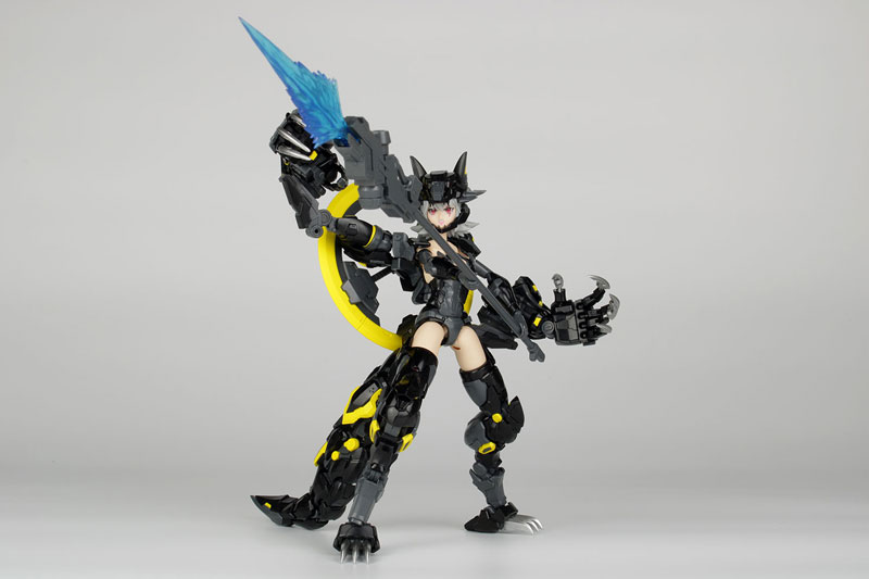 Armor Girl Warewolf Benandanti Universal Color Version 1/12