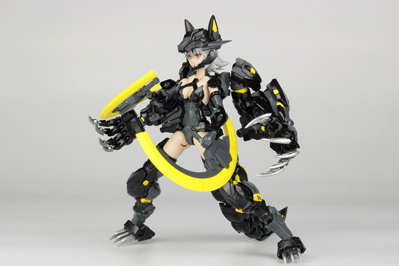 Armor Girl Warewolf Benandanti Universal Color Version 1/12
