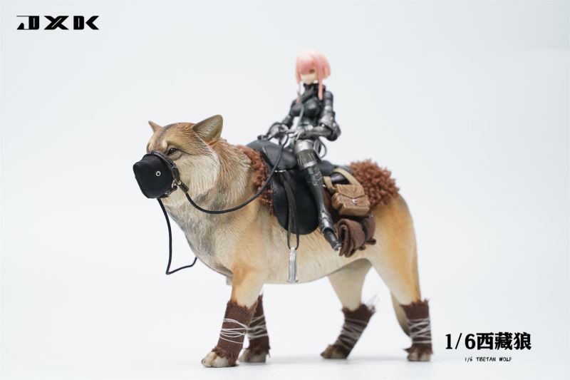 Tibetan Wolf 1/6