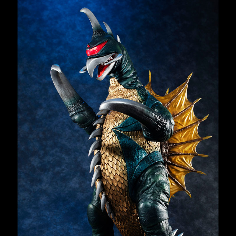 UA Monsters Godzilla vs. Gigan Gigan (1972)