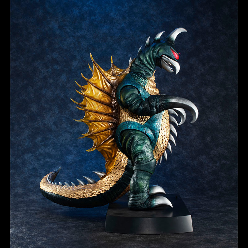 UA Monsters Godzilla vs. Gigan Gigan (1972)
