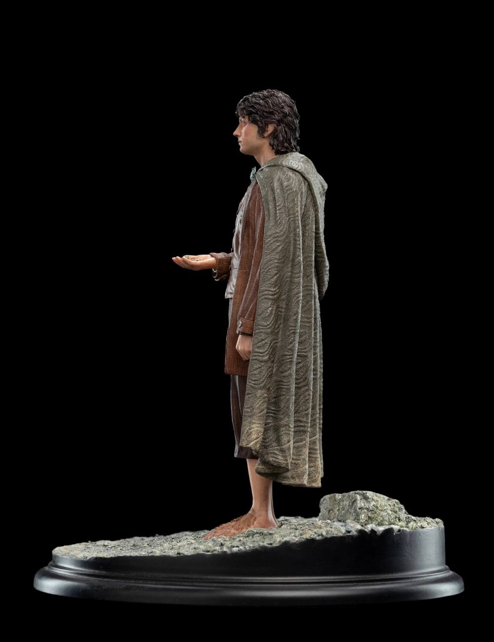 Frodo Baggins, Ringbearer Classic Series - The Lord of the Rings