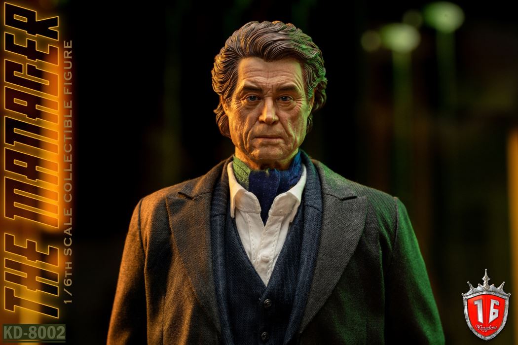 The Manager Winston 1/6