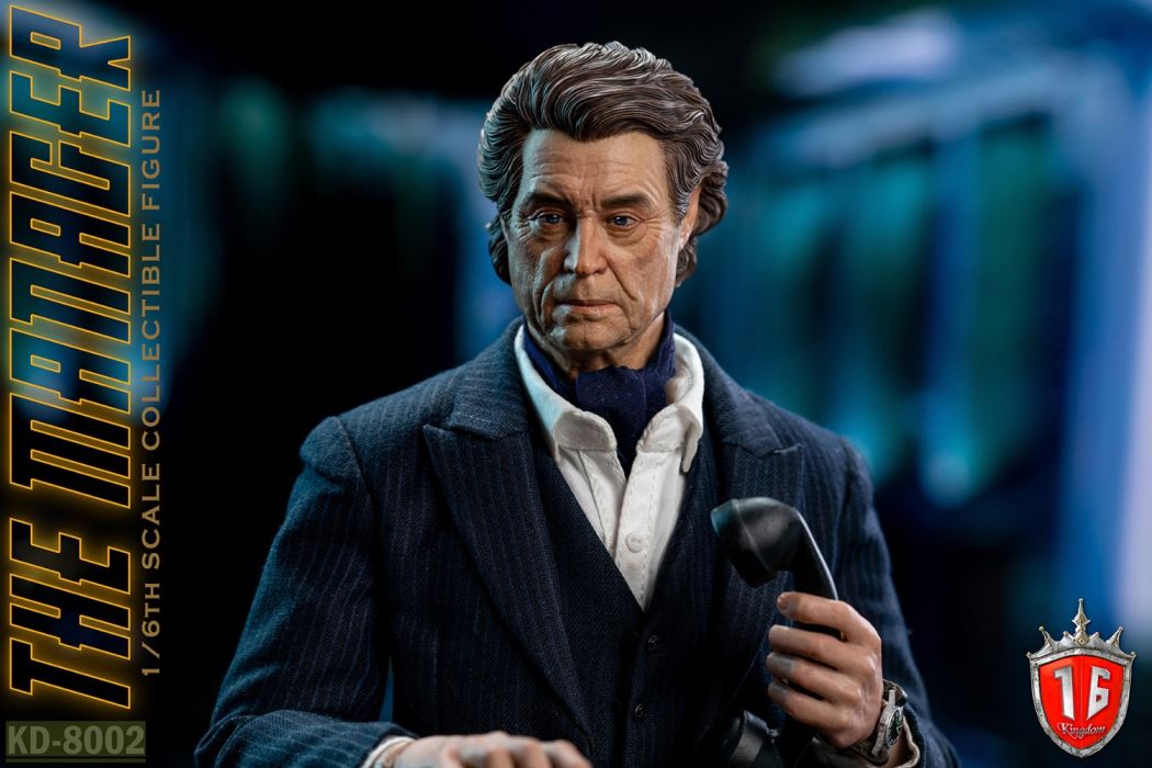 The Manager Winston 1/6