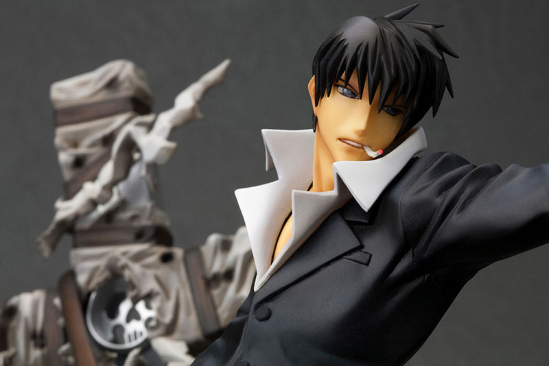 ARTFX J Movie Trigun Badlands Rumble Nicholas D. Wolfwood Renewal Package ver