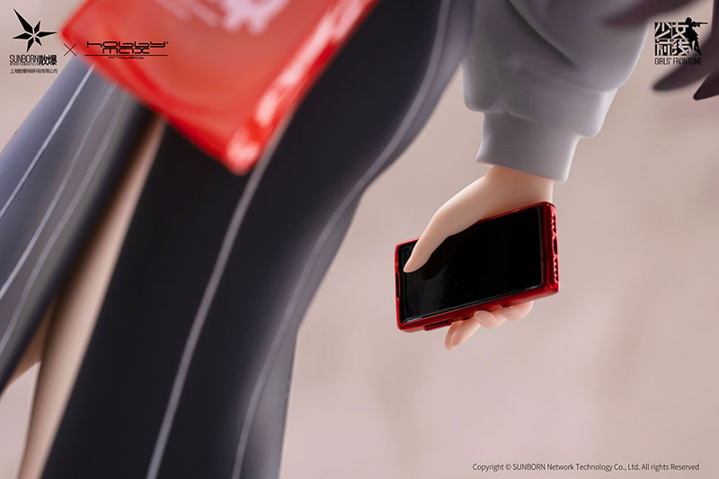 Girls' Frontline UMP45 Corona Sunset Ver. 1/7