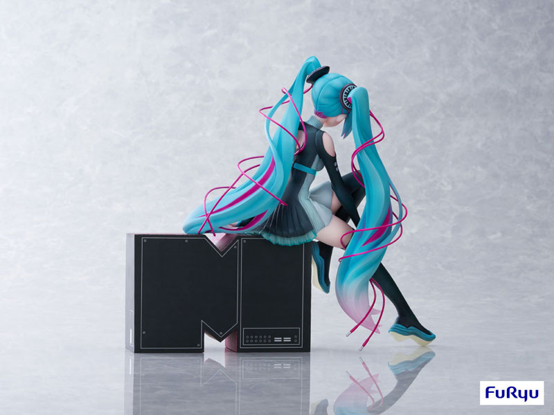 Hatsune Miku x MTV 1/7