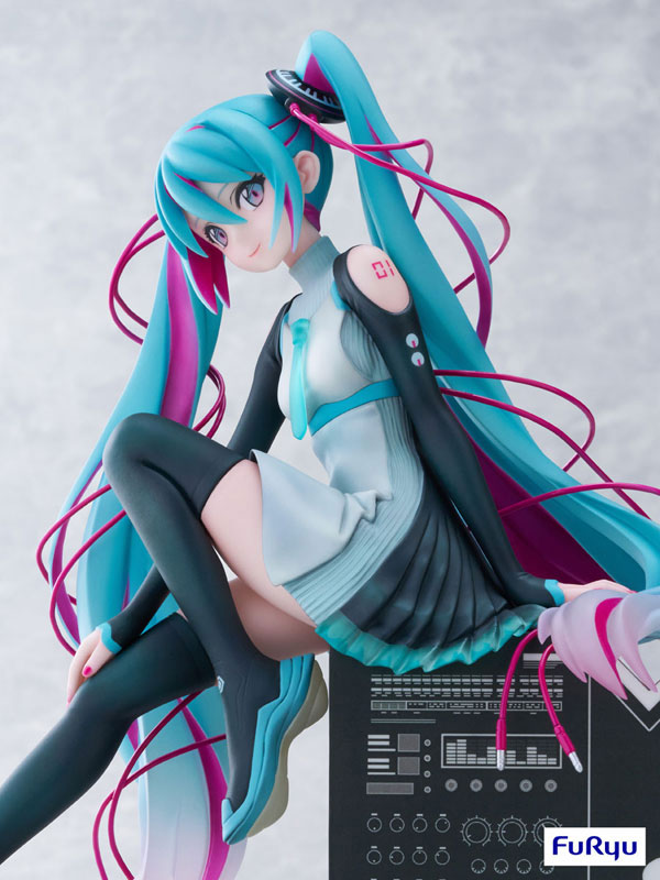 Hatsune Miku x MTV 1/7