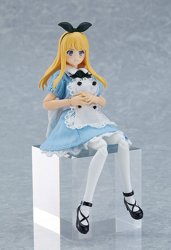 figma Styles Female body (Alice) with Dress + Apron Outfit