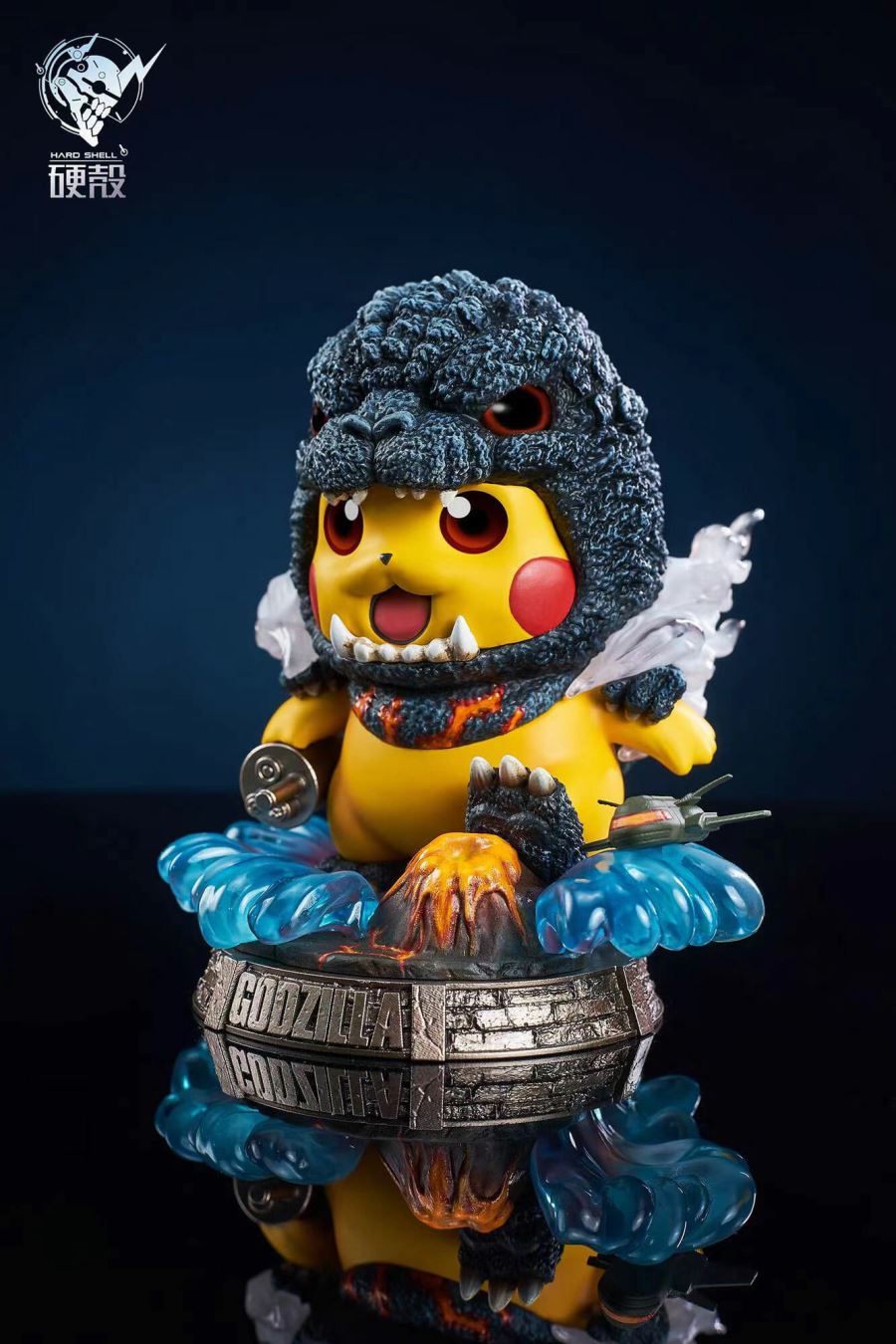 Burning Godzilla Cosplay Pikachu - Pokemon